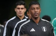 Miguel Araujo entrenando con la selección de Perú antes del amistoso contra EE.UU.